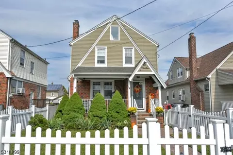 14 Berkeley Ave, Belleville, NJ 07109