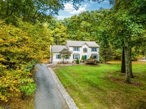 137 Flanders Netcong Rd, Mount Olive, NJ 07836