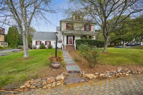 131 Main St Succ, Roxbury Twp, NJ 07876
