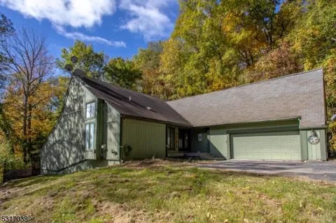 95 Crigger Rd, Wantage, NJ 07461