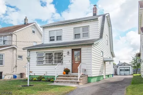 528 Octavia Pl, Lyndhurst, NJ 07071