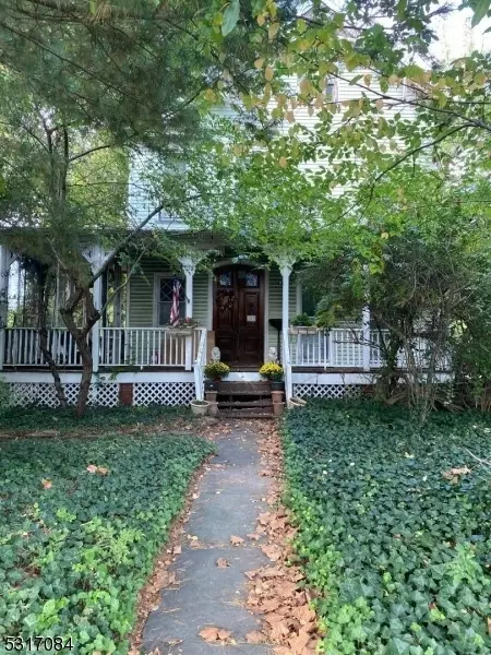 221 North Ave, Garwood, NJ 07027
