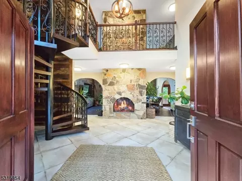 93 Ridge Rd, Hackettstown, NJ 07840 photo 2