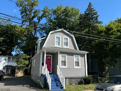 246 W 19th Ave, Irvington, NJ 07111