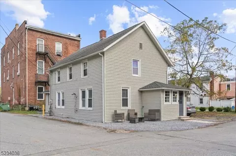 1 Keps Rd, Oxford, NJ 07863
