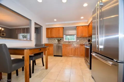 700 S Springfield Ave, Springfield, NJ 07081 photo 8
