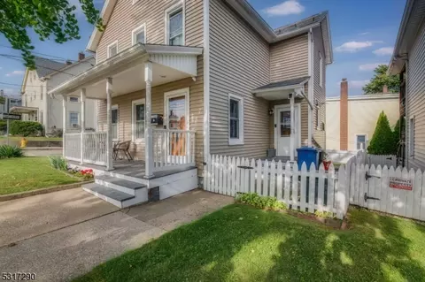 27 Moran St, Newton, NJ 07860