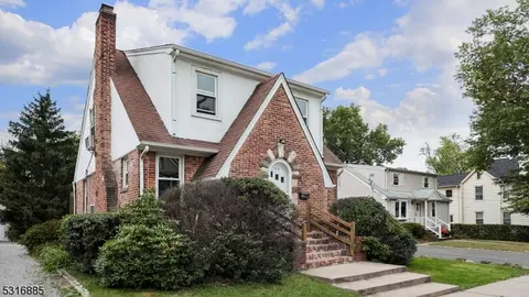 20 Aubrey St #2, Summit, NJ 07901 photo 3