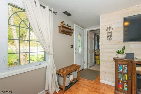 39 Alpine Rd, Wantage, NJ 07461 photo 4