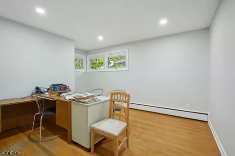 79 Evergreen Ave, Springfield, NJ 07081 photo 17