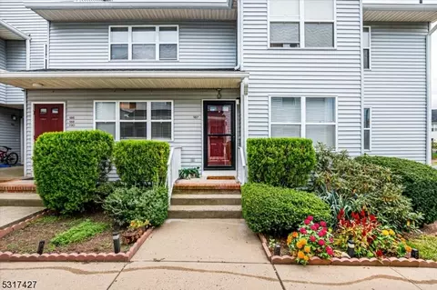 187 Bexley Ln #187, Piscataway, NJ 08854