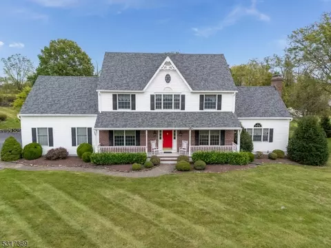 6 Myers Ln, Stockton, NJ 08559