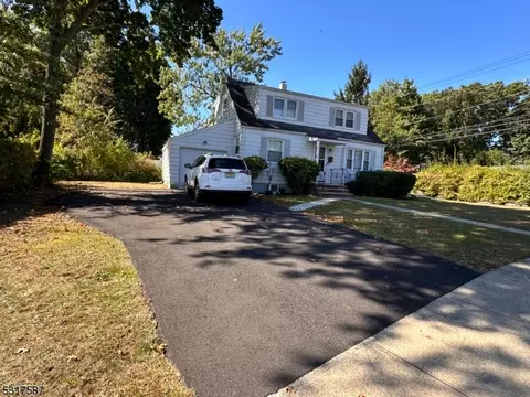 36-10 Victoria Rd, Fair Lawn, NJ 07410