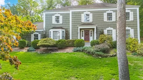 43 Blackberry Ln, Morristown, NJ 07960