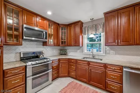 69 Wilson Ave, Wayne, NJ 07470 photo 13