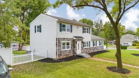 312 Ascot Ln, Bridgewater, NJ 08807