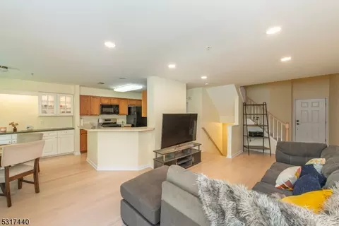 22 Carter Rd, Haskell, NJ 07420 photo 7