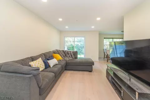 22 Carter Rd, Haskell, NJ 07420 photo 8
