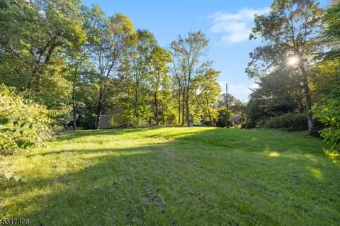 23 Oak St, Wanaque Boro, NJ 07420 photo 9