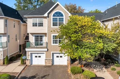 205 Rip Van Dam Ct, Belle Mead, NJ 08502