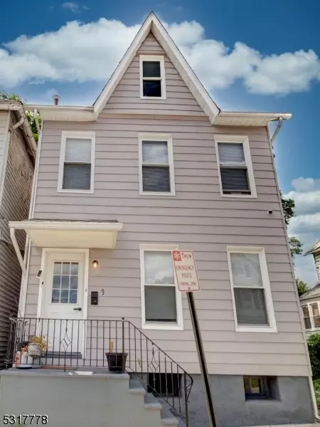 9 Heckman St, Phillipsburg, NJ 08865