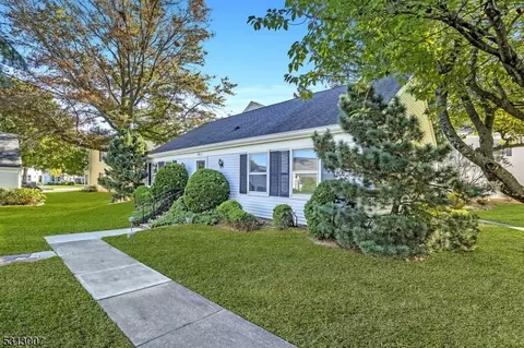 426 Redding Ln # C, Monroe Township, NJ 08831