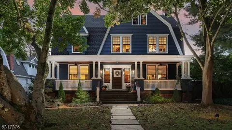 7 Berkeley Pl, Cranford, NJ 07016