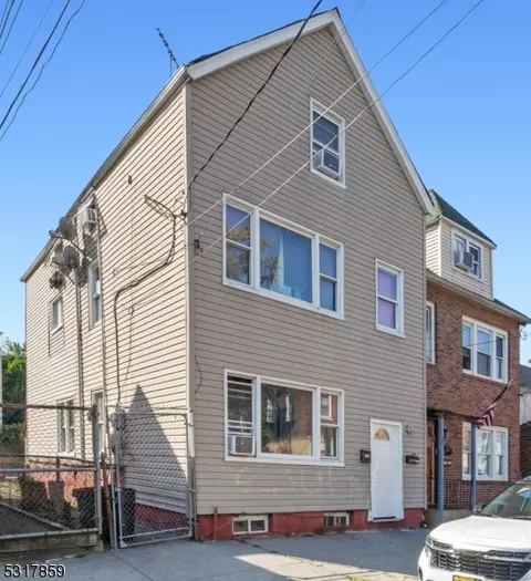 23 Tulip St, Passaic, NJ 07055