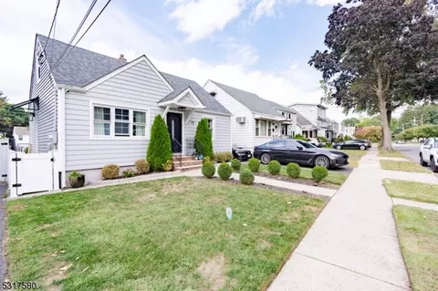 11 Crescent Ter, Belleville, NJ 07109