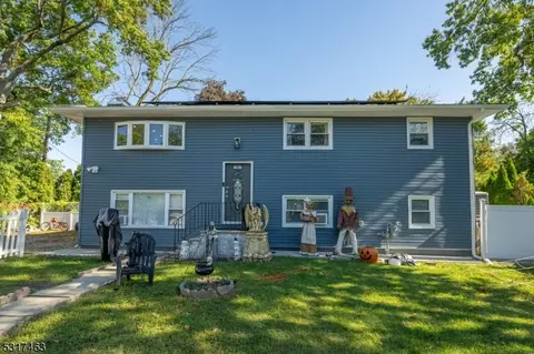 51 Woodcliff Ave, Little Falls, NJ 07424