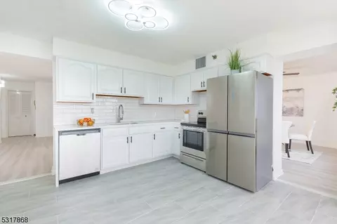 326 Prospect Ave #10K, Hackensack, NJ 07601 photo 10