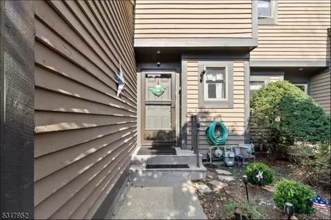231 Grant Ave # -4, Pompton Lakes, NJ 07442