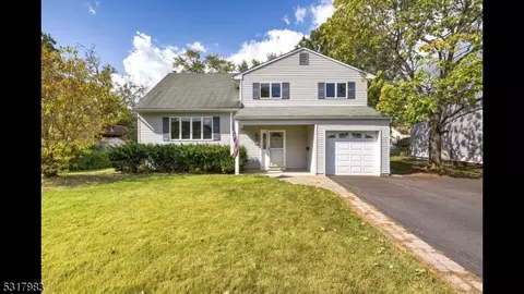 19 Catalina Dr, Somerville, NJ 08876