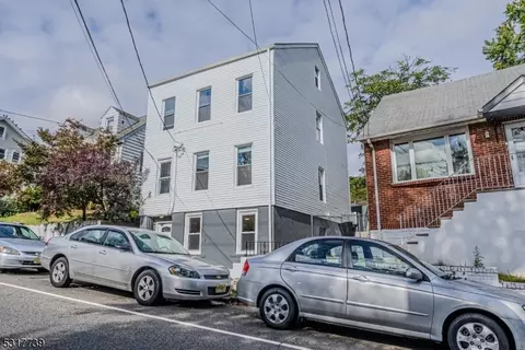 93 Front St, Paterson, NJ 07509
