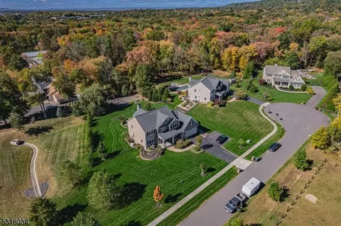 3 Harrison Ct, Bridgewater, NJ 08807