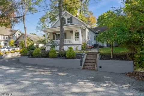 30 Ann St, Rockaway, NJ 07866