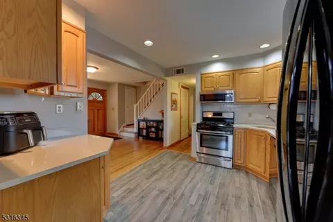 38 Bergen Ave, Wanaque Boro, NJ 07420 photo 13