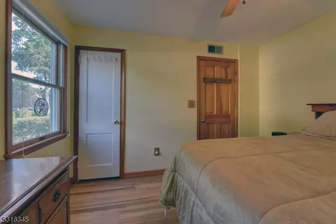 38 Bergen Ave, Wanaque Boro, NJ 07420 photo 21