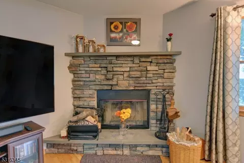 38 Bergen Ave, Wanaque Boro, NJ 07420 photo 8