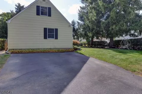 38 Bergen Ave, Wanaque Boro, NJ 07420 photo 28