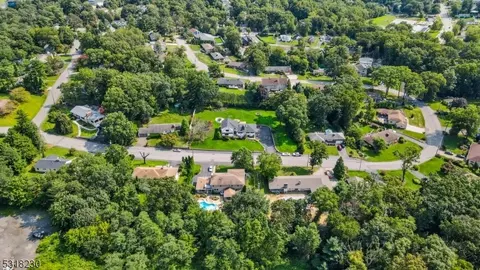 92 Surrey Dr, Wayne, NJ 07470 photo 39
