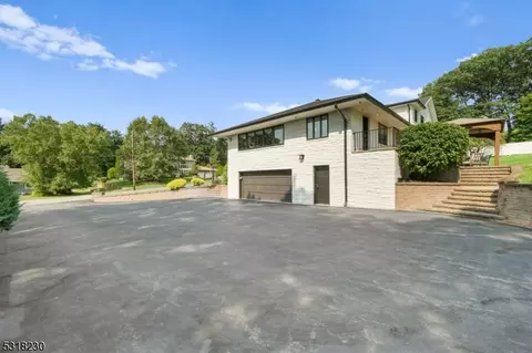 92 Surrey Dr, Wayne, NJ 07470 photo 31