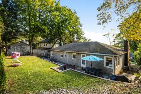 3 Collamore Ter, West Orange, NJ 07052 photo 34