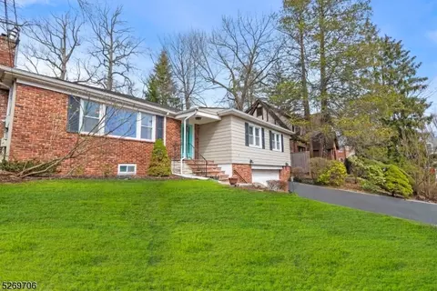 3 Collamore Ter, West Orange, NJ 07052 photo 40