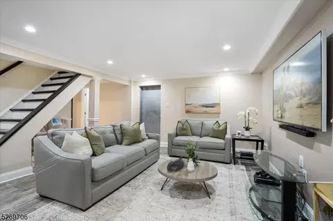 3 Collamore Ter, West Orange, NJ 07052 photo 26