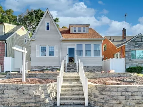 237 Belleview Ter, Hillside, NJ 07205