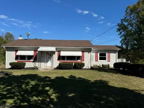1 Central Ave, Readington Twp, NJ 08889