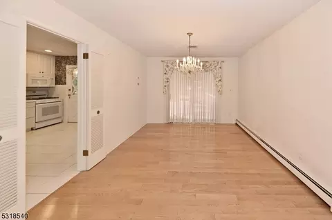 97 Heights Rd, Paramus, NJ 07652 photo 7