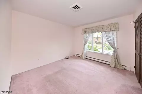 97 Heights Rd, Paramus, NJ 07652 photo 13