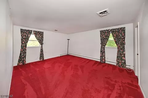 97 Heights Rd, Paramus, NJ 07652 photo 12